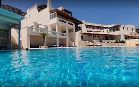 Creta Suites